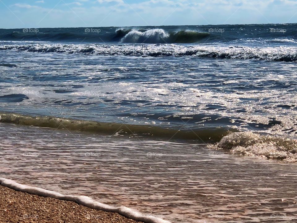 Beautiful waterscape of rolling ocean waves.