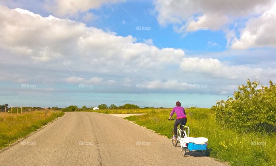 A ride on the countryside . A ride on the beautiful countryside 