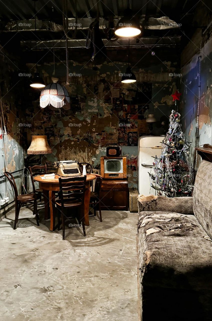 Ancient furnishings in the apartment