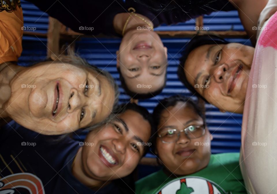 Family’s happy hour