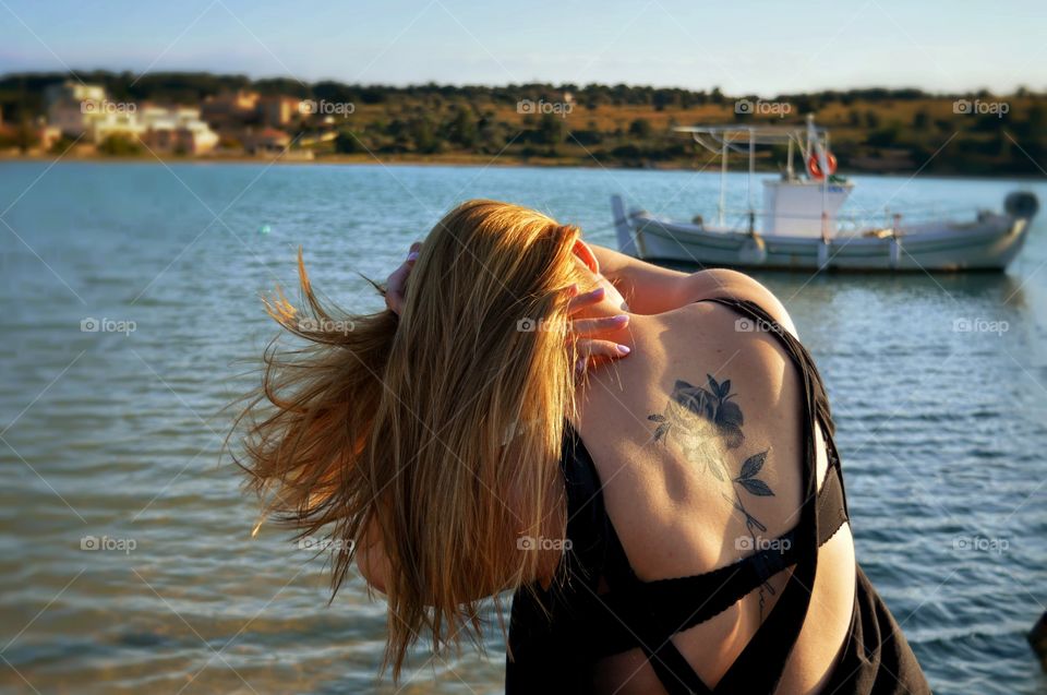 tattoo girl ink back sea summer blonde iraklisflorakis lost rbt tbt kranidi aegolidas paralia