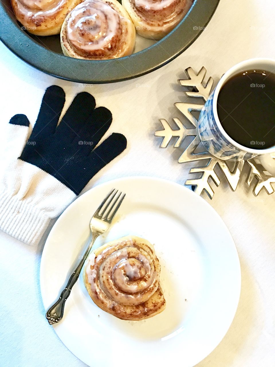 Hot Cinnamon Rolls, Gloves & Coffee