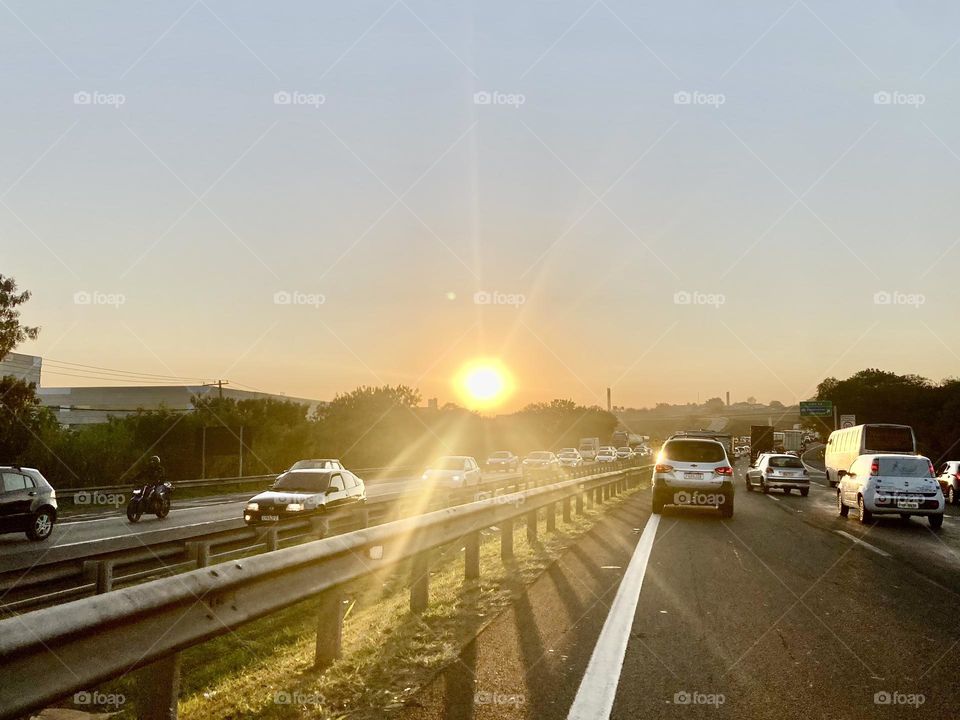 🌄🇺🇸 An extremely beautiful dawn in Jundiaí, interior of Brazil. Cheer the nature! / 🇧🇷 Um amanhecer extremamente bonito em Jundiaí, interior do Brasil. Viva a natureza! 