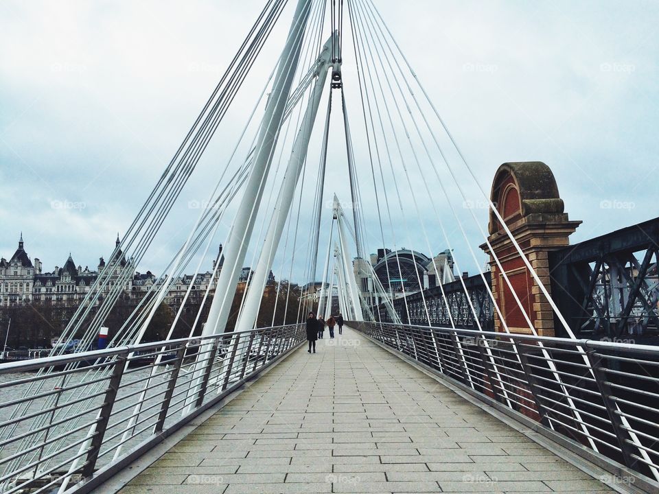 Hungerford Bridge