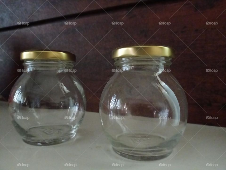 closeup view of tweens Mt glass jar with golden colour caps it's looking beautiful
