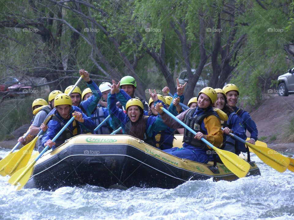 rafting en río de Mendoza