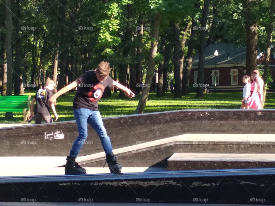 Пока косолапый, но я научусь.