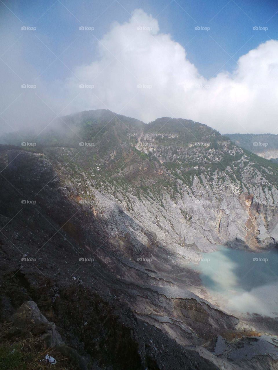 tangkuban perahu