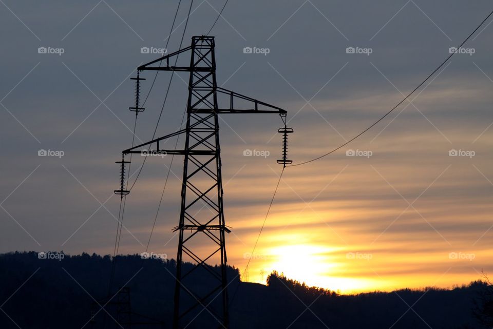 Power pylon