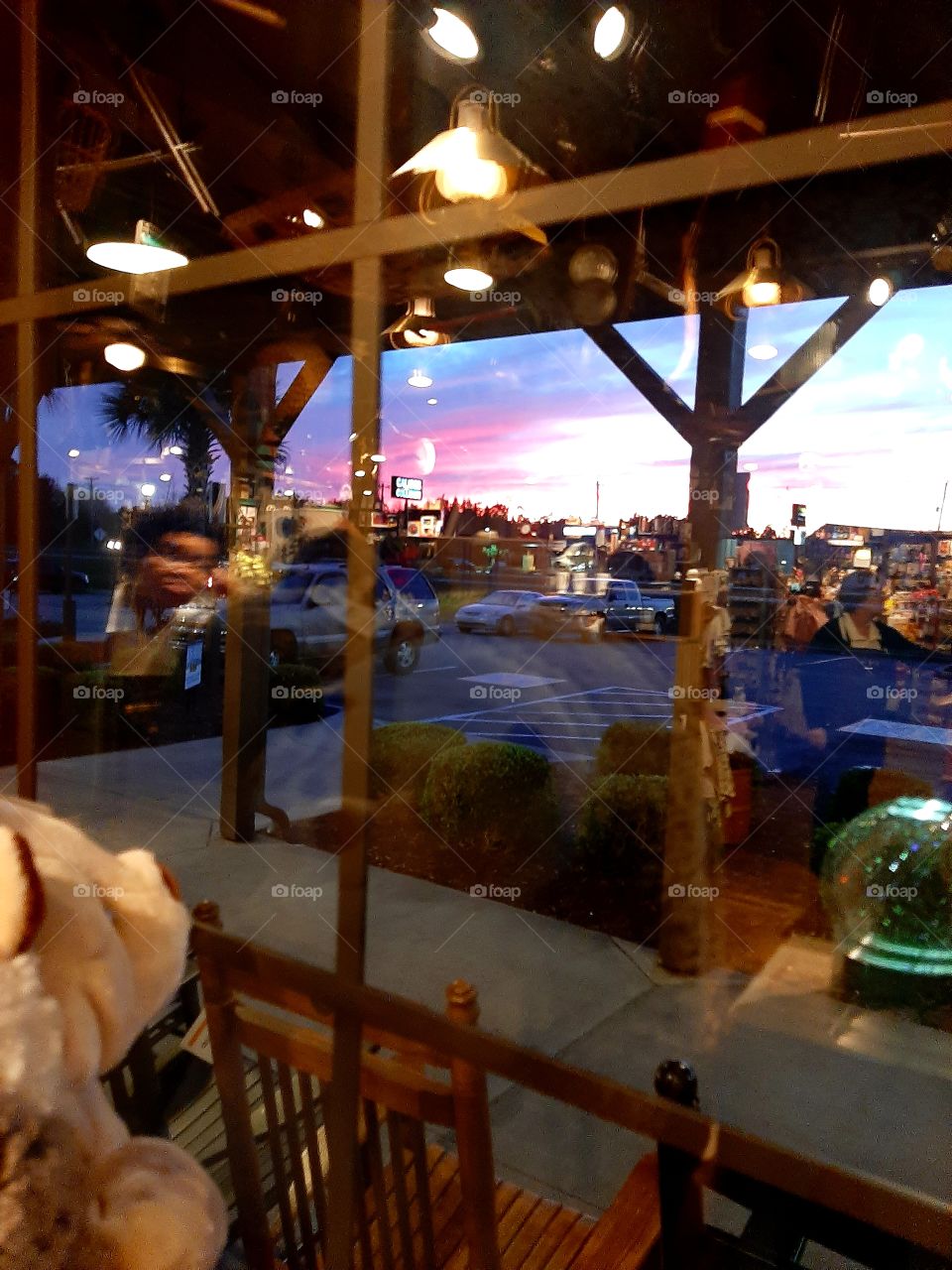 sunset from inside the Cracker Barrel. it's hard to work with such beautiful sunset calling my name.