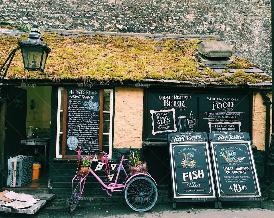 Pub in England 