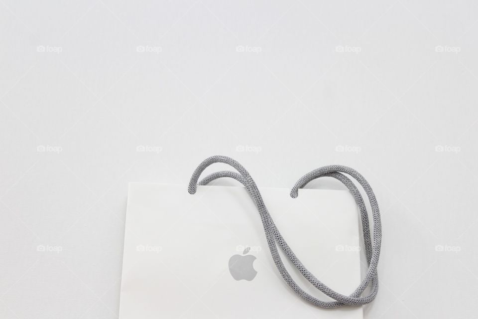 Apple iPhone shopping bag 