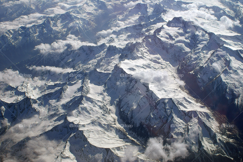 snow mountain cloud flight by Pahars