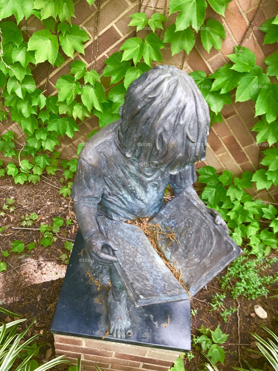 Boy Reading Statue 