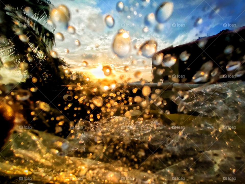 Water Flash creates best art form which take us to the imaginary world of Color and Happiness