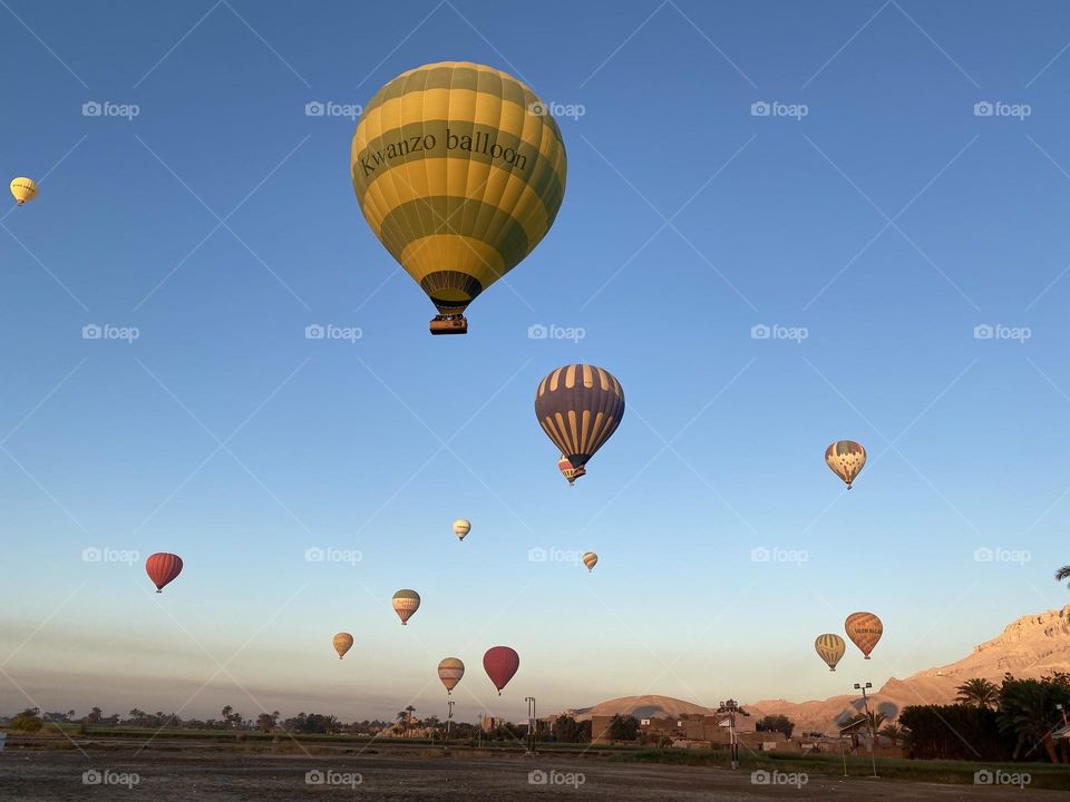 Hot air balloons 