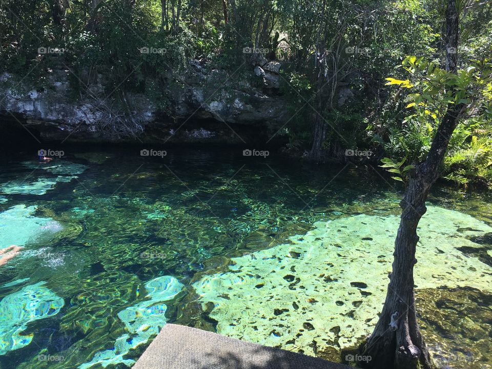 Cenote azul , Mexico 