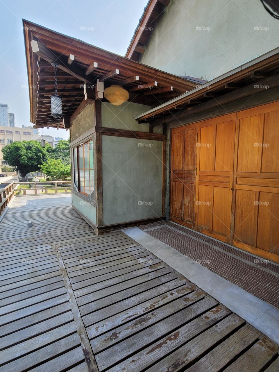 Xiaoyao Garden was Otani Kozui`s Villa. It's also spelled as Shoyoen. Xiaoyao Garden was built in Showa 14 (1939).Both Japanese and Western style