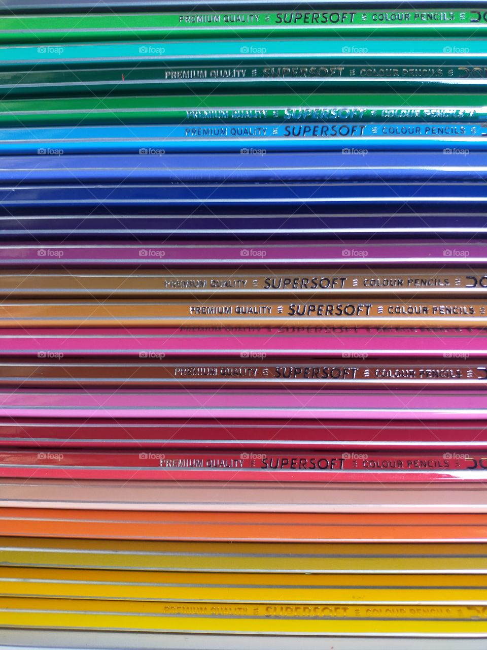 color pencils colors