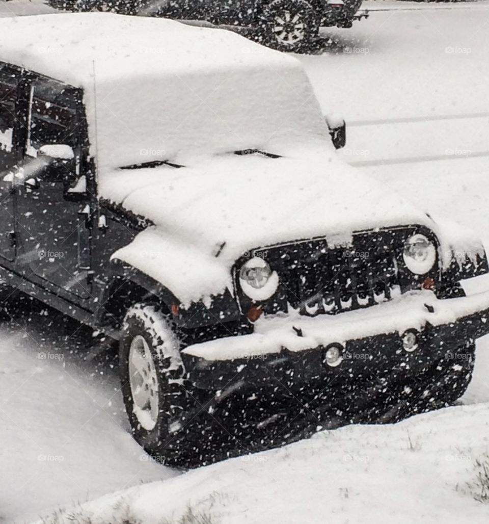 Snowy Jeep. Snowy Jeep