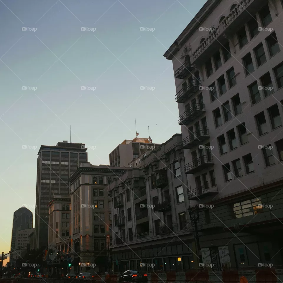 LA