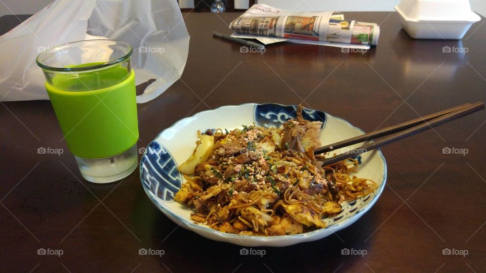 Fried noodles with beef