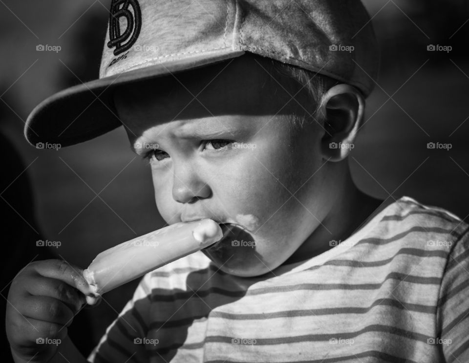 Ice cream in the park