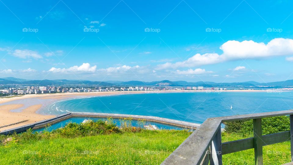 Playa La Salvé de Laredo. La Salve Beach at Laredo. Cantabria, Spain.