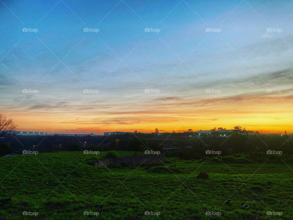 🌄🇺🇸 An extremely beautiful dawn in Jundiaí, interior of Brazil. Cheer the nature! / 🇧🇷 Um amanhecer extremamente bonito em Jundiaí, interior do Brasil. Viva a natureza! 
