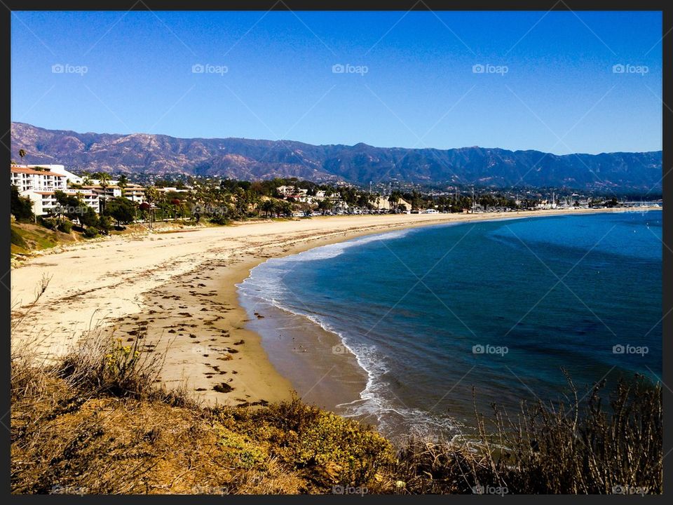 Goleta shore line 