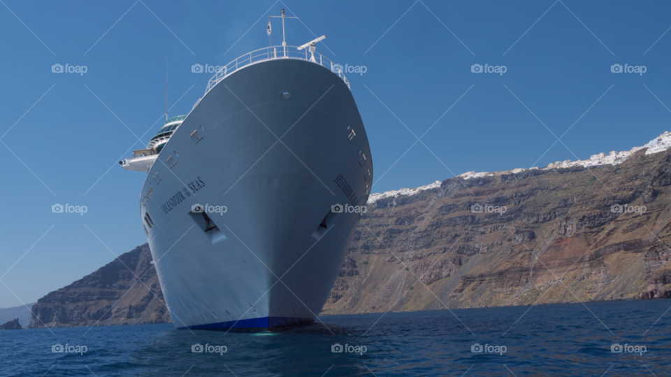 cruise ship big ship by iodon