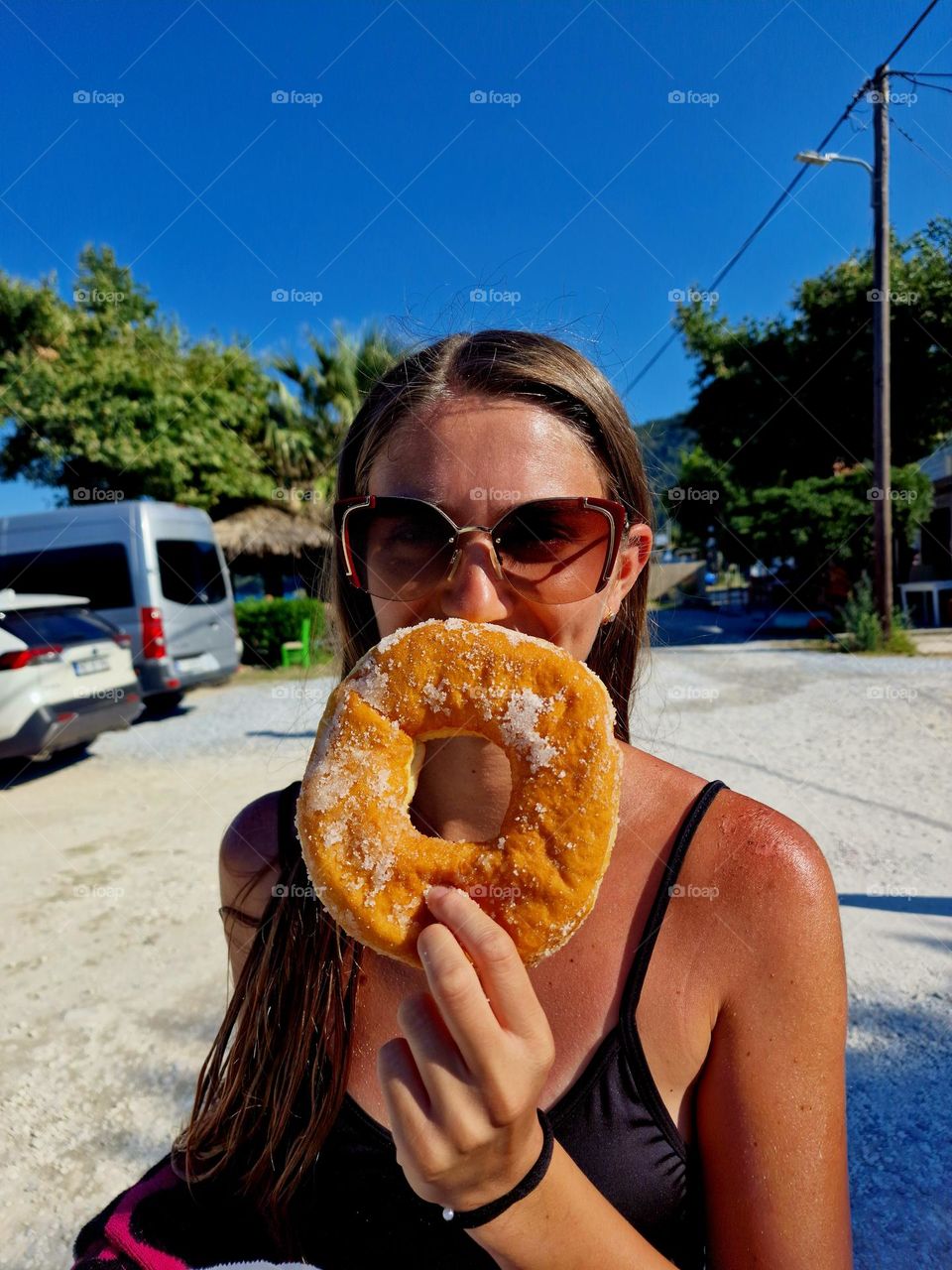 giant sugar doughnut