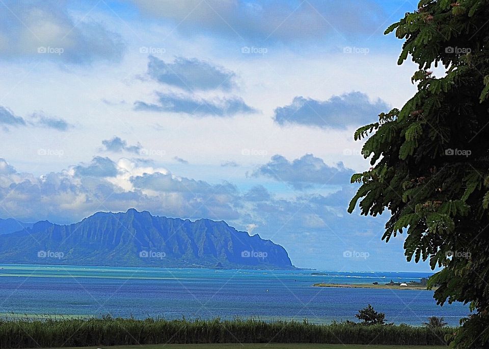 Kaneohe Bay. Making the drive to where the Kings once lived.