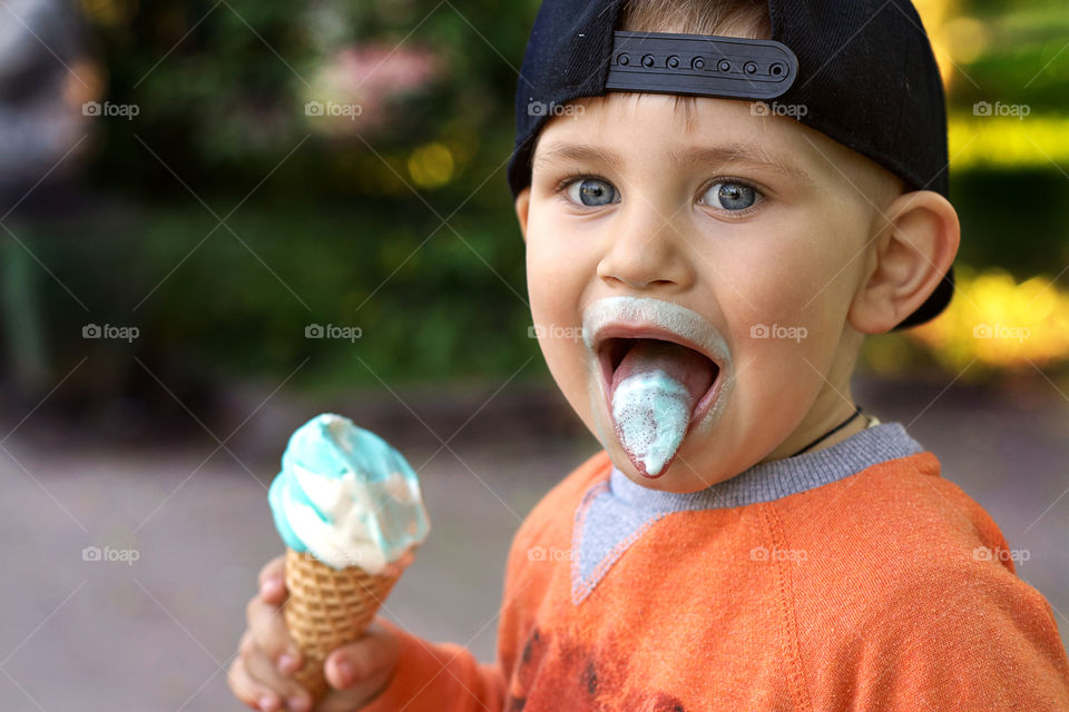 boy eats ice cream