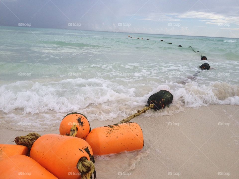 Ocean marker buoy