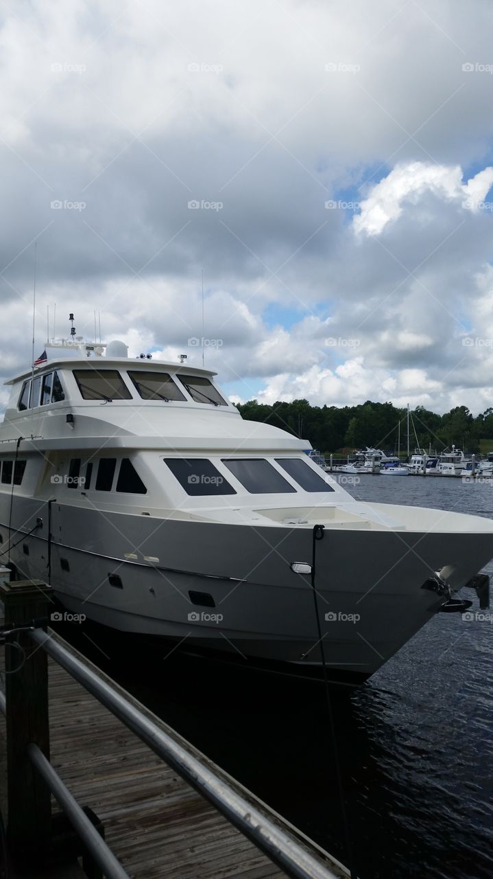 yacht docked at myrtle Beach sc
