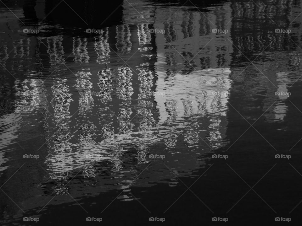 Buildings reflections in the water, Nyhavn