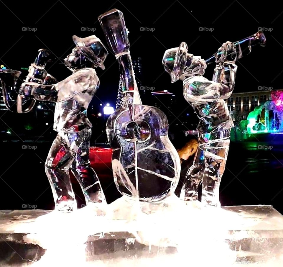 Ice statue