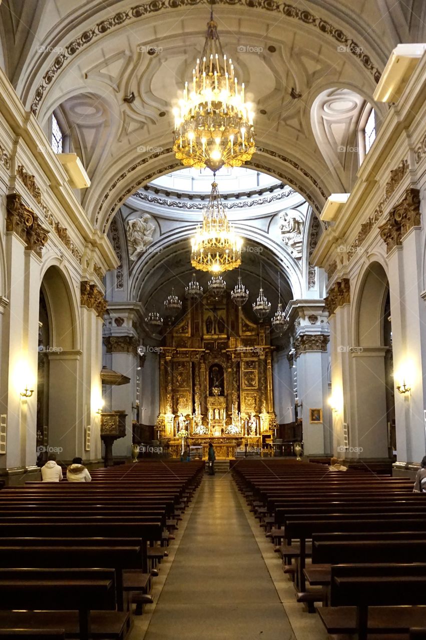 Walking into Iglesia Parroquial de Santa Teresa y Santa Isabel, Madrid 