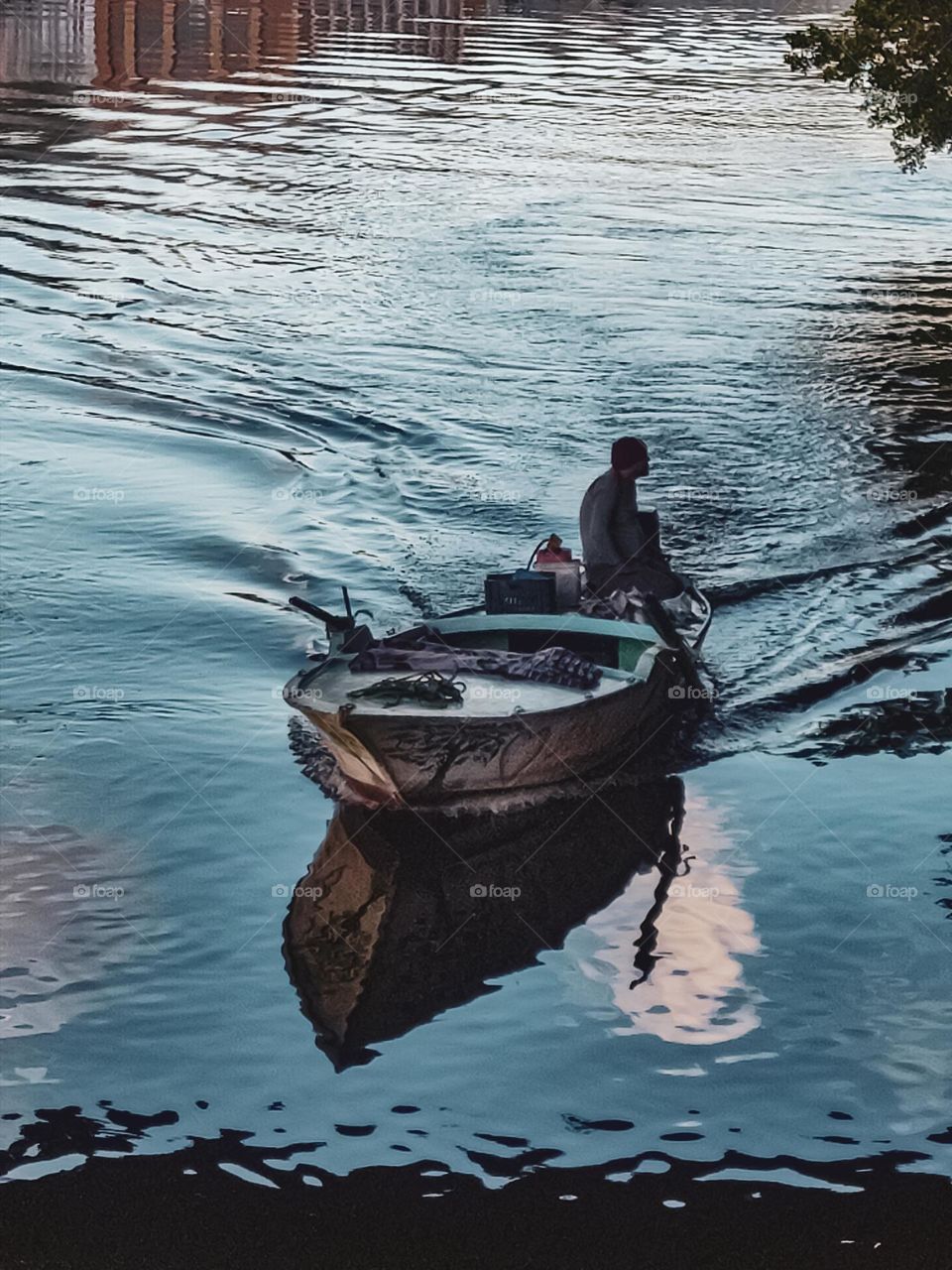 fisher man boat at Nile River at Zamalek, Cairo , Egypt 🇪🇬