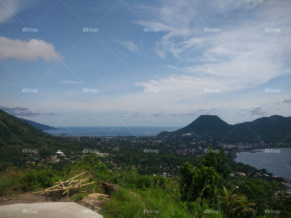 Ende, Center of Flores