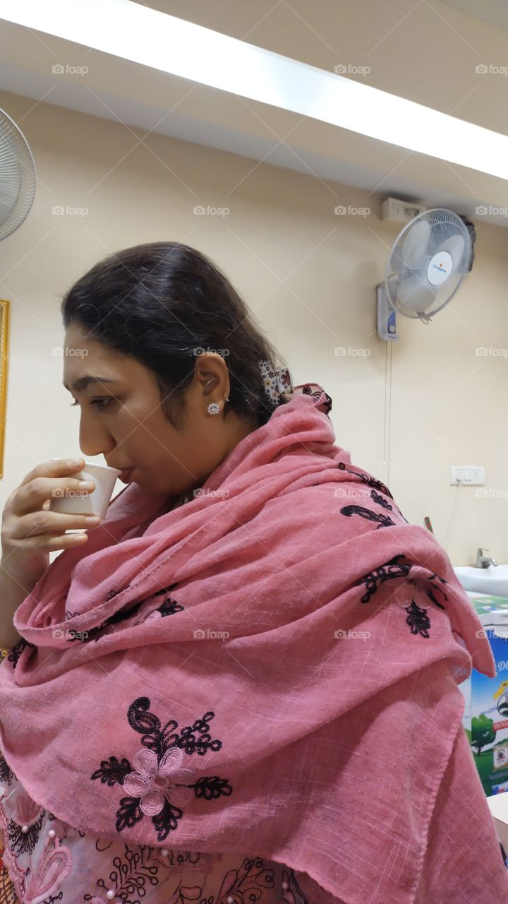 Feeling good to drink hot