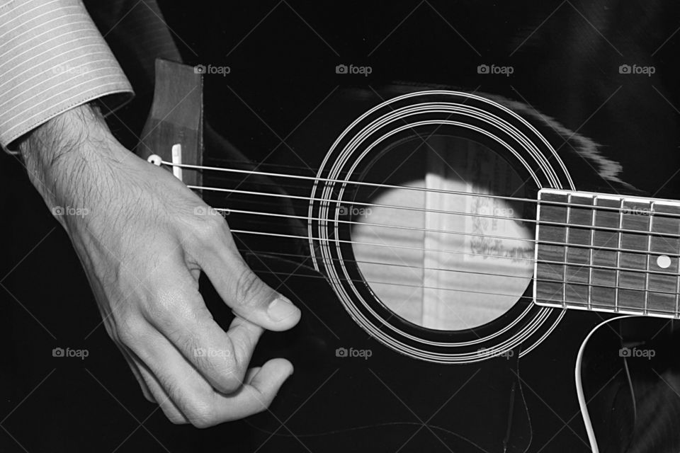 Acoustic Guitar. Acoustic Guitar 