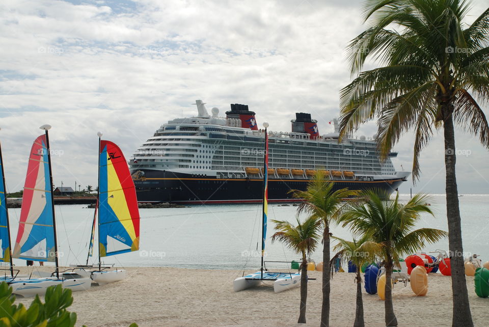 Disney cruise ship at Castaway Cay
