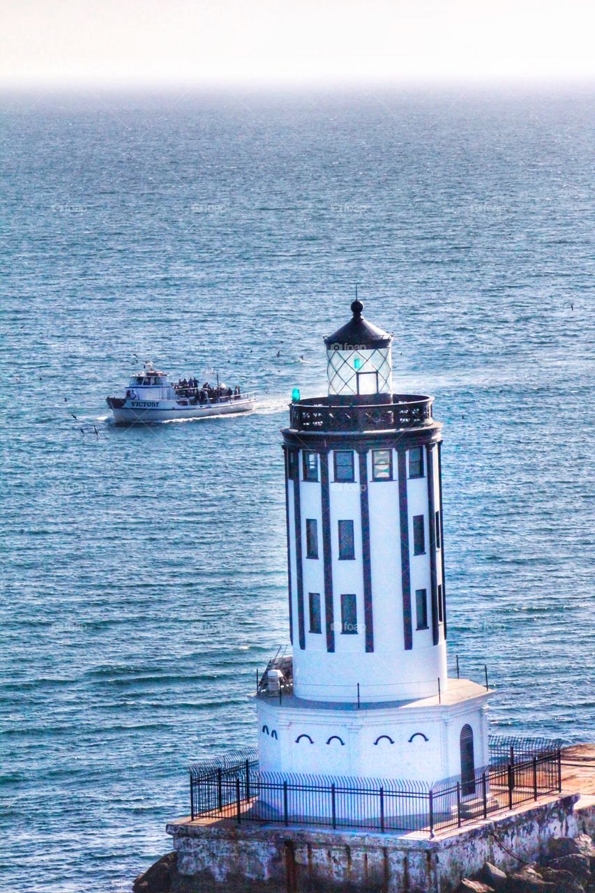 Lighthouse 🌊🛳
