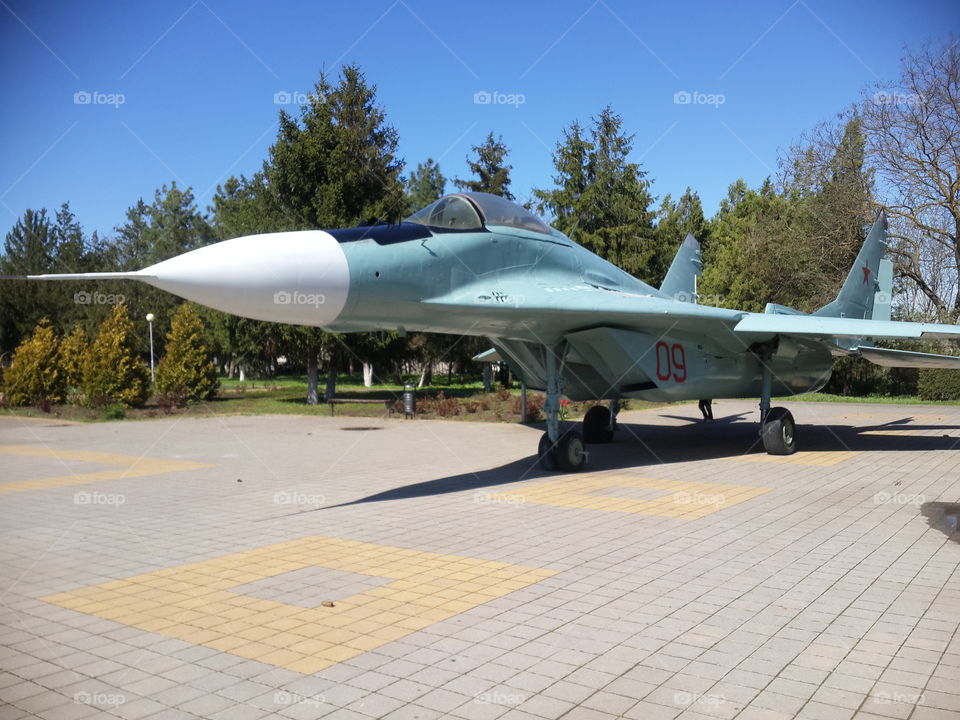 Monument. One of the first Soviet jet