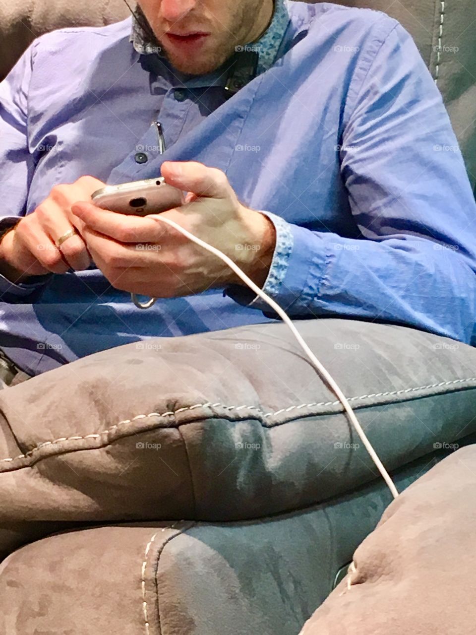 Checking battery in smart phone