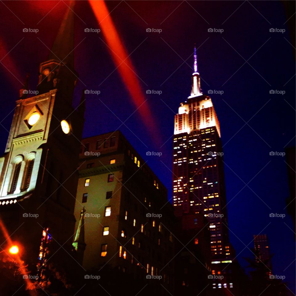 Welcome to New York. The city that never sleeps loves to show itself off by lighting up their one and only Empire State Building. 