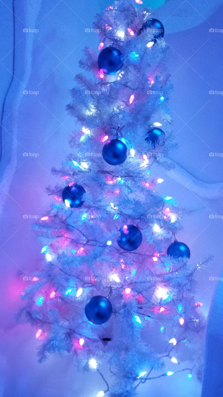 Frosty Christmas Tree