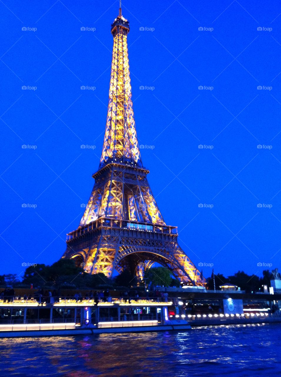 Lit up Eiffel Tower